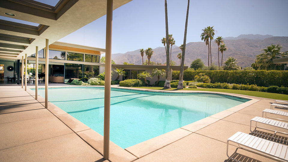 Frank Sinatra’s Twin Palms estate and swimming pool in Palm Springs, photographed by Carol M. Highsmith in June 2013