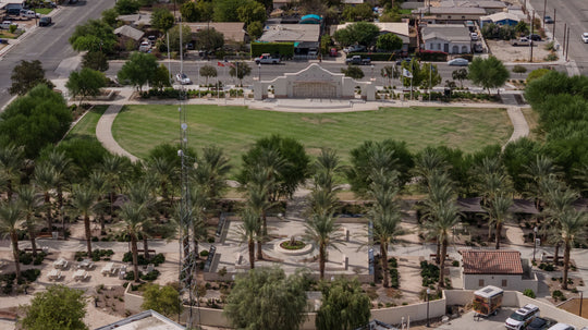 Historic City Hall & Veterans Memorial Park