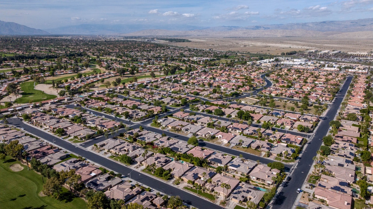 Panoramic view of Whitehawk and the surrounding Palm Desert neighborhoods